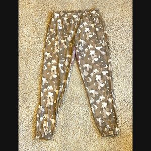 Balance Athletica Men’s Joggers size L